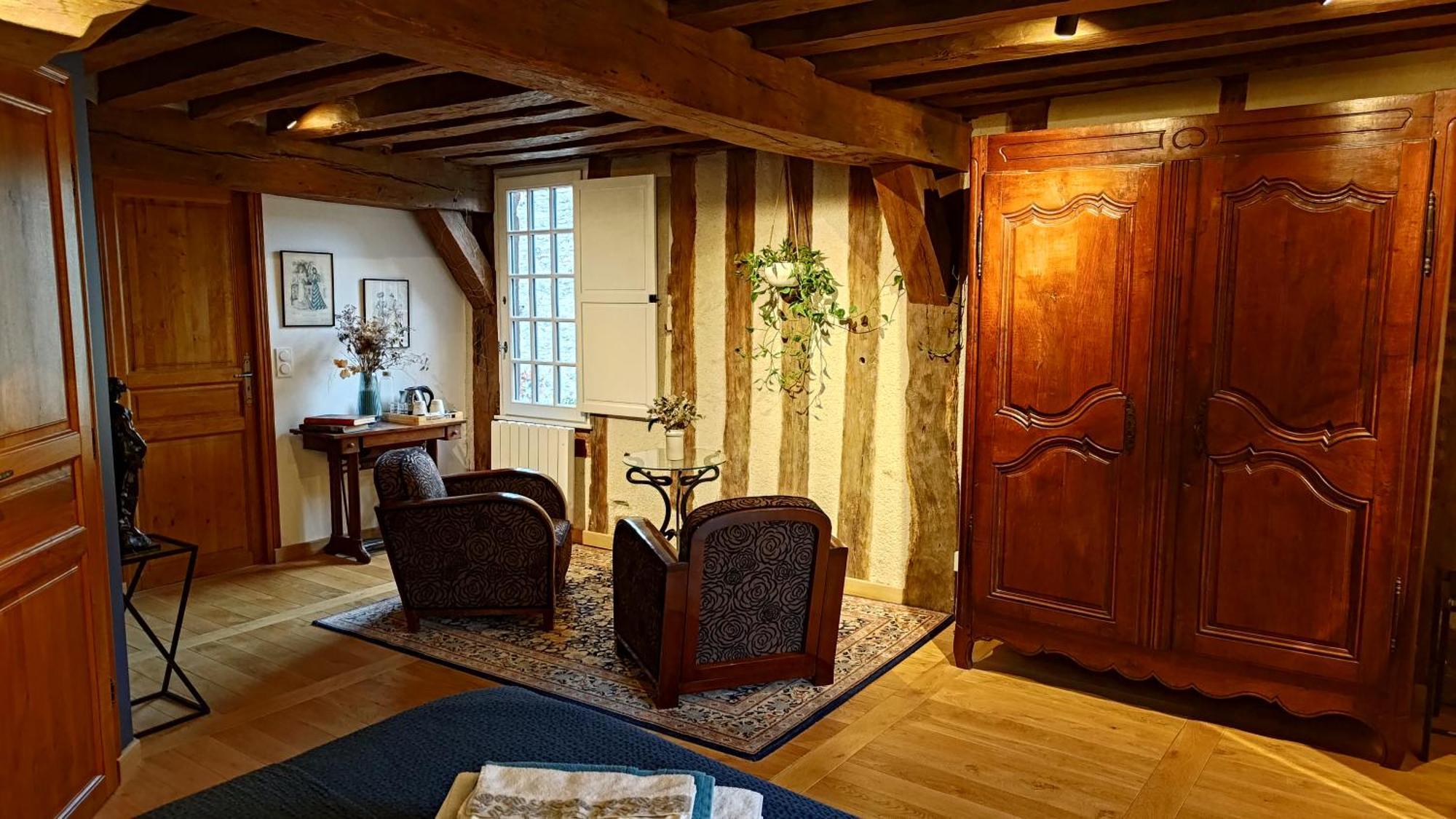 La Maison Des Corporations Bed & Breakfast Noyers-sur-Serein