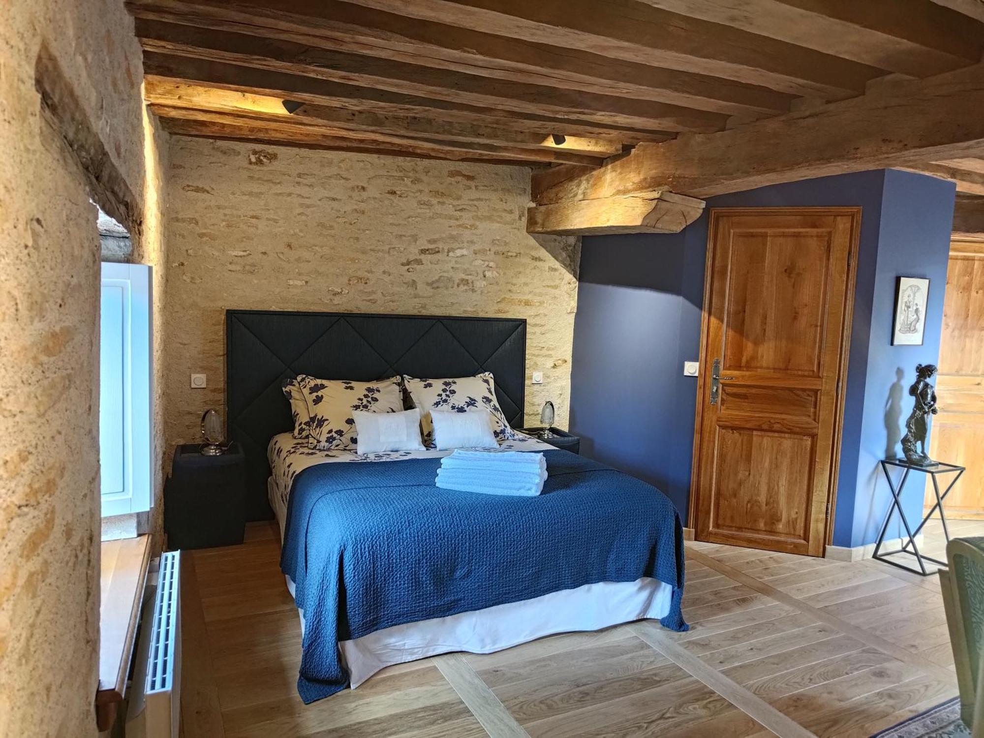 La Maison Des Corporations Noyers-sur-Serein